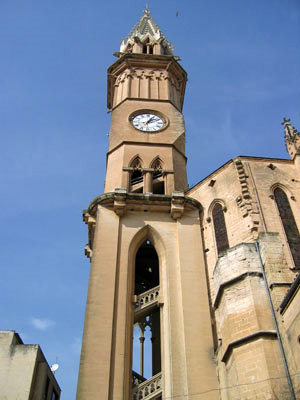 マナコール教会の裏にある時計塔